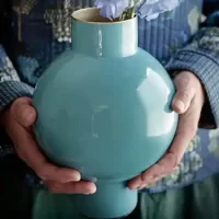 pip-studio-vase-metal-green-24-cm